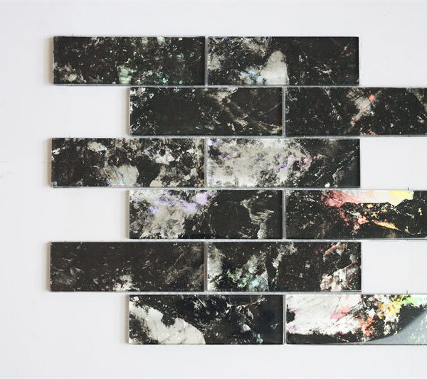 Glass Mosaic Tile for Bathroom Wall Decoration Customized Patterns Production