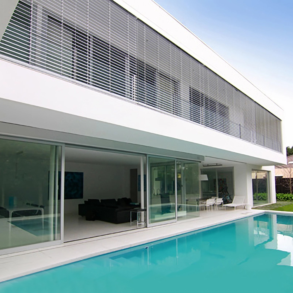 Custom Designed Electric Motorized Wide Aluminum Venetian Blinds Waterproof Remote Control Built-in Metal Skylight for Coastal